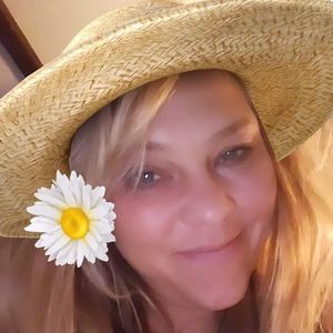 Meet your Posher, Bev